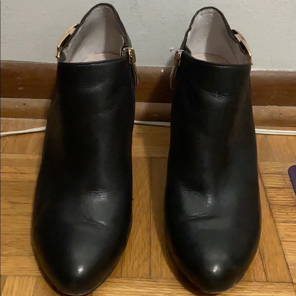 Vince Camuto Heel Bootie - Picture 3 of 5